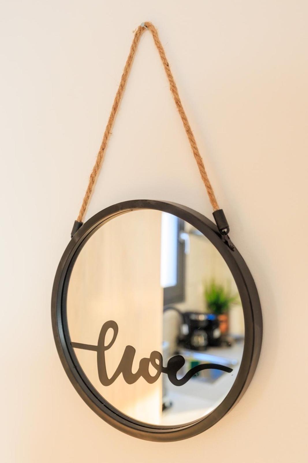 Aiolos Super Lux Suite Jucuzzi Nea Smyrni Centre 아테네 외부 사진