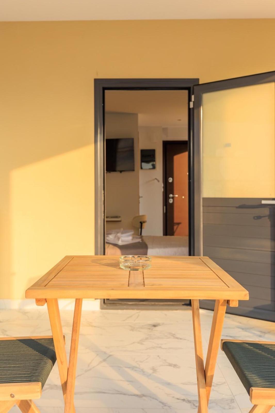 Aiolos Super Lux Suite Jucuzzi Nea Smyrni Centre 아테네 외부 사진